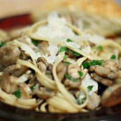 Pasta with Mushroom Garlic Sauce