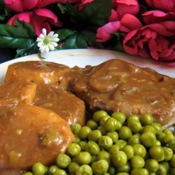 Tender Pork Chops in Gravy