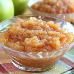 Slow Cooked Cinnamon Applesauce