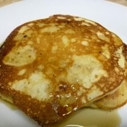 The Best Fluffiest Buttermilk Pancakes on the Planet!