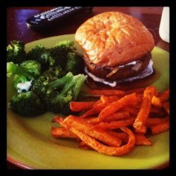 Portabella and Gouda Burger with Garlic Mayo