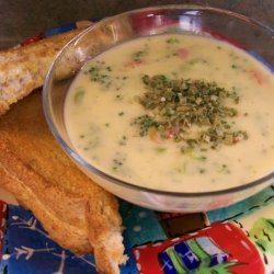 Wisconsin Broccoli-Cheddar Cheese Soup