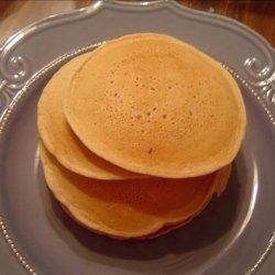 Cinnamon Applesauce Pancakes