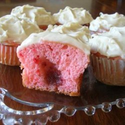 Kid Pleasing Strawberry Cupcakes