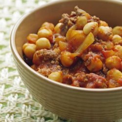 Ground Beef and Garbanzo Bean Casserole