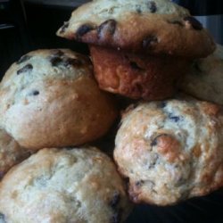 Low Fat Banana Chocolate Chip Muffins