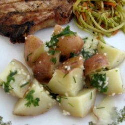 Baby red potatoes with garlic and parsley