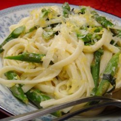 The Best Asparagus Lemon Pasta