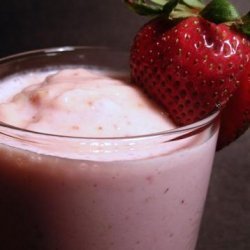 Luscious Banana Berry Smoothie