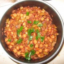 Gingery Chickpeas in Spicy Tomato Sauce