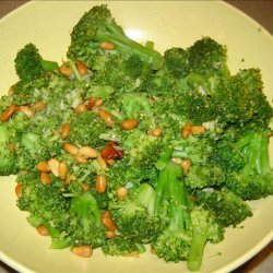 Sautéed Broccoli With Garlic and Pine Nuts