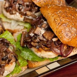 Roasted Garlic Turkey Burger W/Portabella Mushrooms