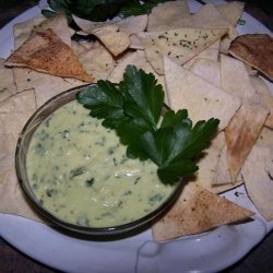 White Bean Dip With Pita Chips